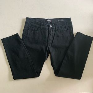 BDG Mid Rise Cigarette Grazer Black Jeans